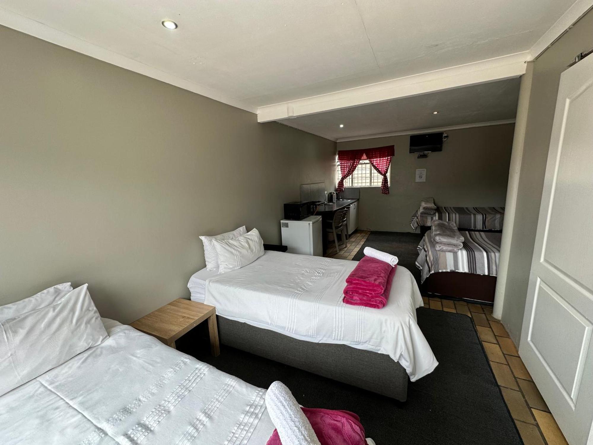 Favour Guest House Polokwane Exterior foto