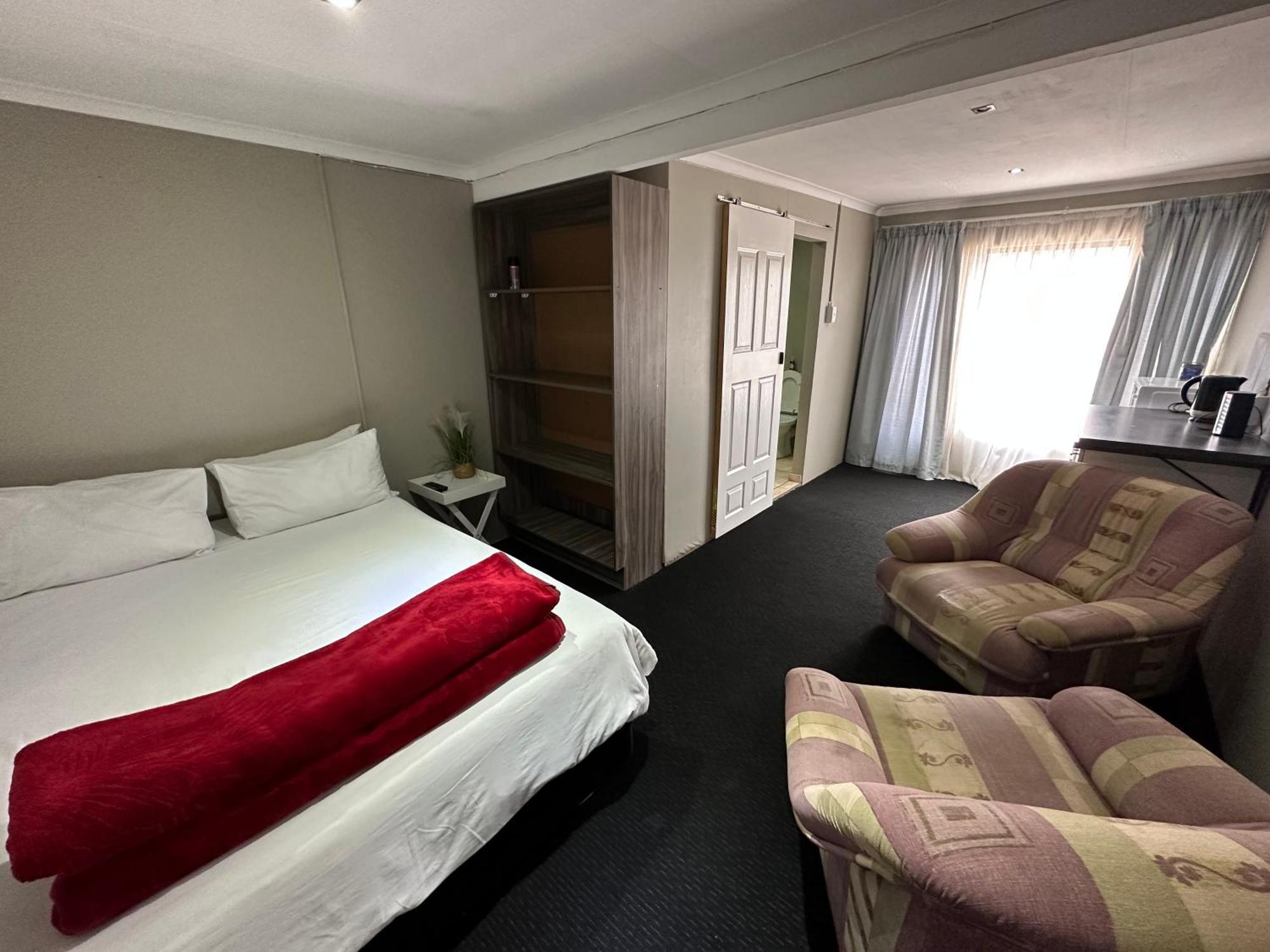 Favour Guest House Polokwane Exterior foto