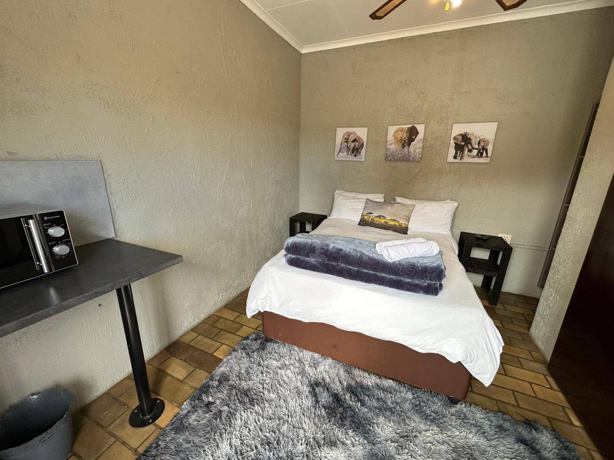 Favour Guest House Polokwane Exterior foto
